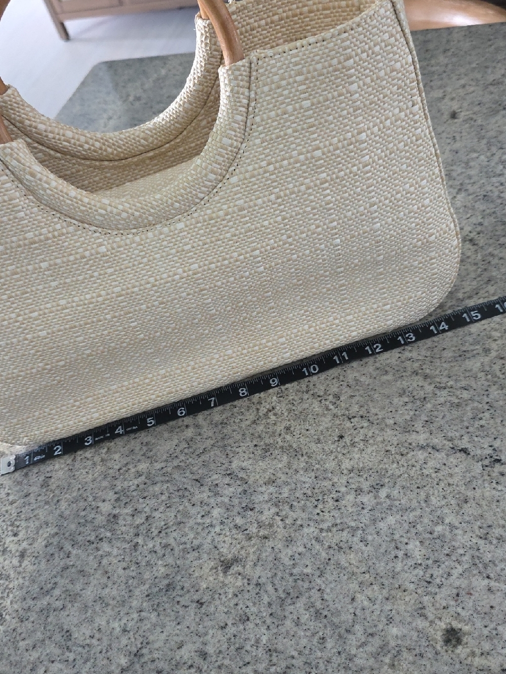 GAP Woven Straw Tote Bag with Wooden Handles - Natural - Picture 5 of 8